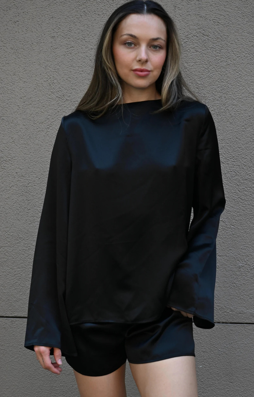 NWT Heiress The Long Sleeve Top